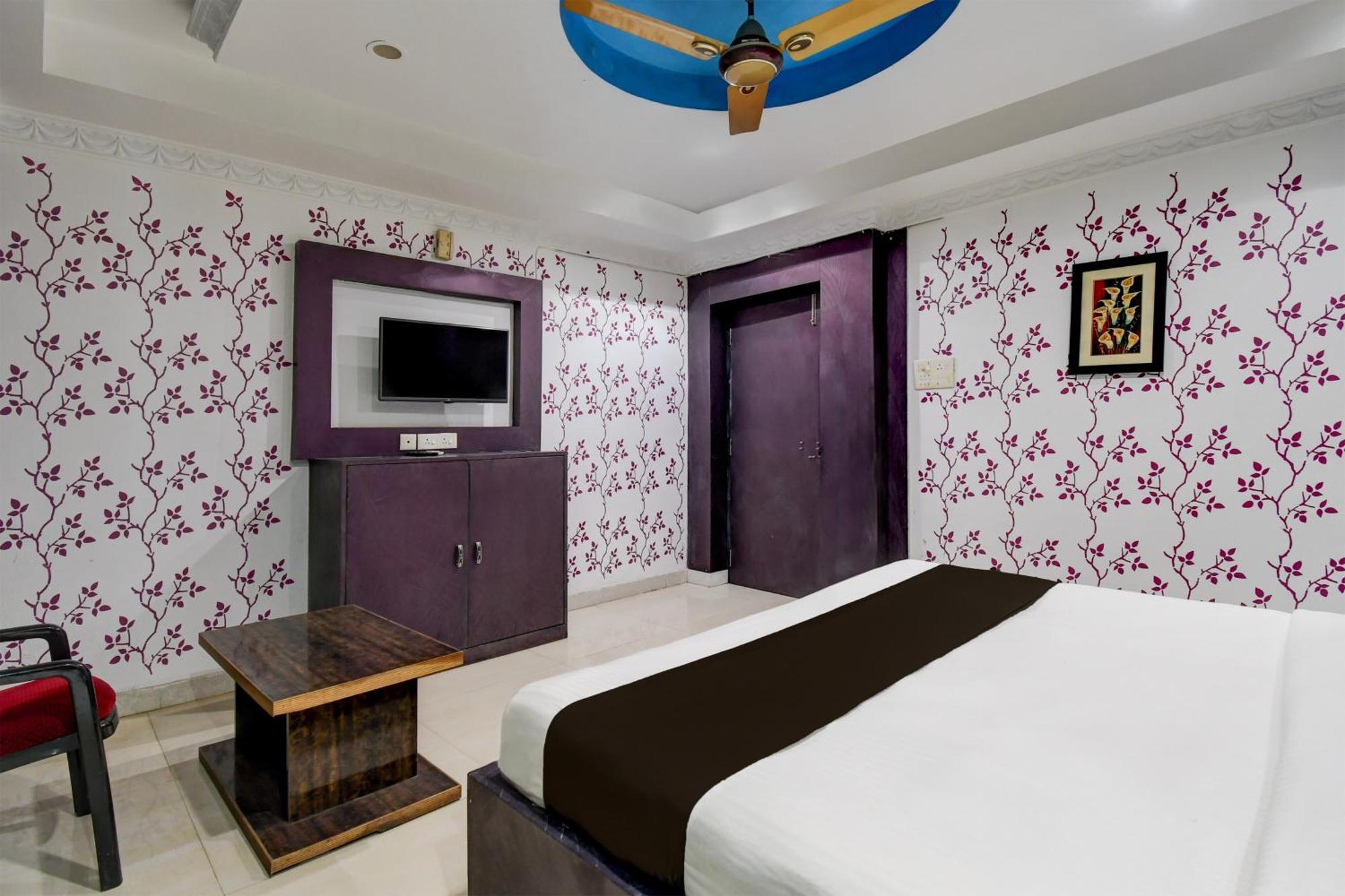 Hotel O Blue Royal Bhubaneswar Exterior photo