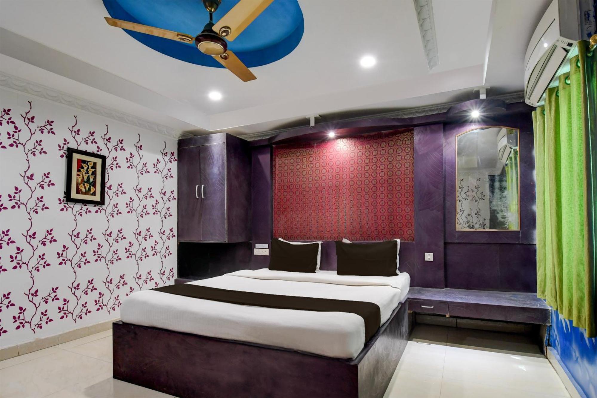 Hotel O Blue Royal Bhubaneswar Exterior photo